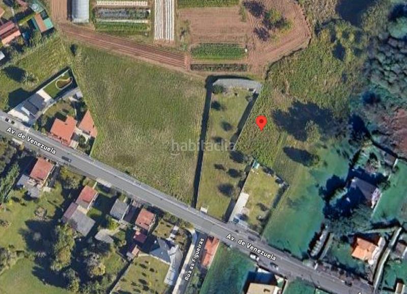 Foto bc85e789-63db-4371-8898-34cfae3d2969. Terreno residencial en avenida de venezuela 82 solar en Oleiros