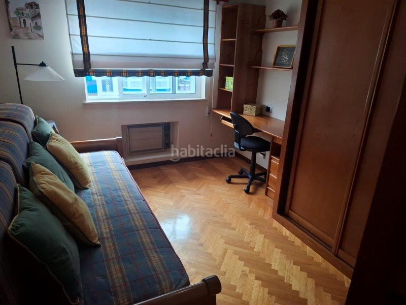Foto 0c73f0be-6897-4521-9933-34cf56f7b5cb. Piso en rúa curros enríquez 10 piso 4 hab. en Burela
