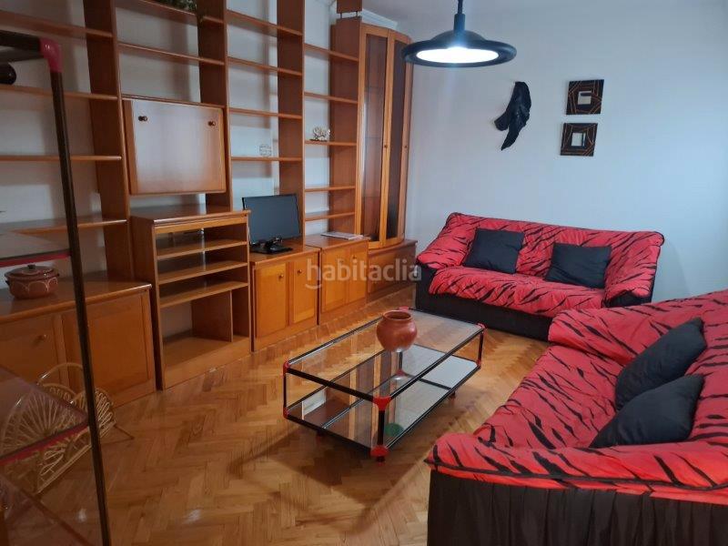 Foto 53afaebe-d72d-4360-907d-9925151cc113. Piso en rúa curros enríquez 10 piso 4 hab. en Burela