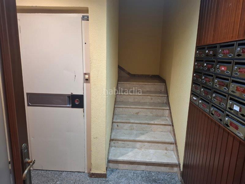 Foto df972a62-5bdb-4a0a-a5d9-1e06cc8aad79. Piso en rúa curros enríquez 10 piso 4 hab. en Burela
