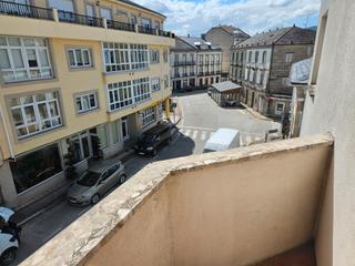 Casa a Avenida de viveiro 7. Hostal en o valadouro