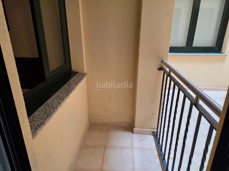 Foto f737d70f-340f-4211-baba-123400f9c6ff. Piso en camiño viladaide-cruce anguie 71 piso 3 hab. terraza y vistas al mar en Barreiros