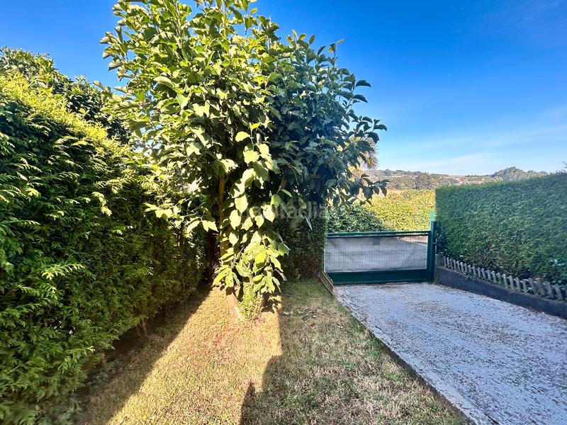 Foto 0b70733a-4ed3-4e3d-b7ce-fad4d1b09ae7. Chalet chale con finca en Cambre