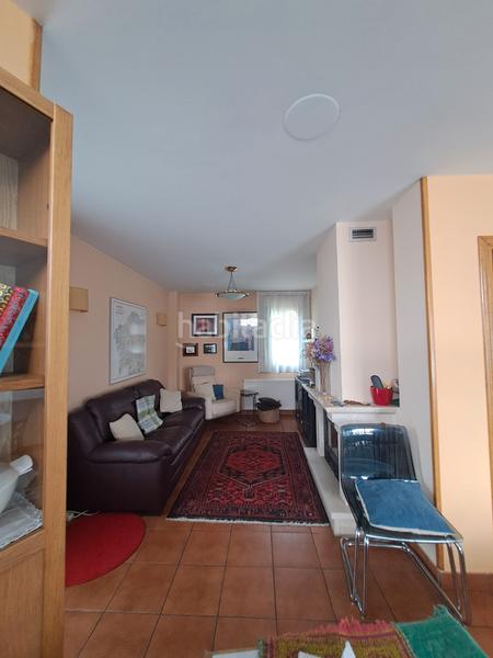 Foto 291c1476-a3d9-4c76-ba0c-9f05a66ec2a8. Chalet chale con finca en Cambre