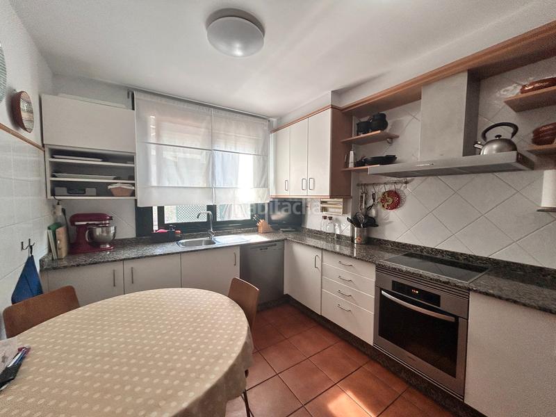 Foto 85459b40-b7a5-4cf9-b161-971d9b7c08e6. Chalet chale con finca en Cambre