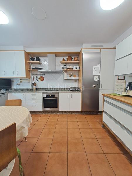 Foto 950335f0-d319-4082-b6bc-e8d6ecc723d2. Chalet chale con finca en Cambre