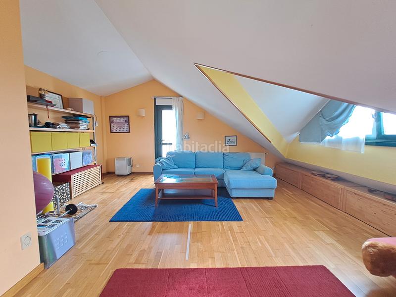 Foto b7e702b1-c53a-48c0-a3e2-afaa2ac1493c. Chalet chale con finca en Cambre