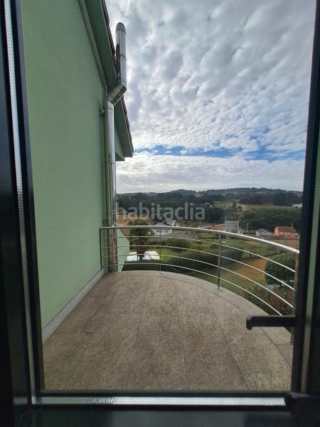 Foto cb91e4ea-955b-48ec-8ebb-c399441f14de. Chalet chale con finca en Cambre