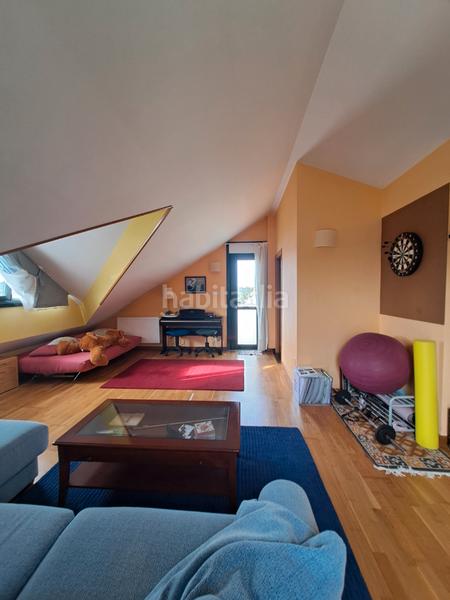 Foto dbeaac4a-5dc1-4474-beb9-2cbb1bb51795. Chalet chale con finca en Cambre