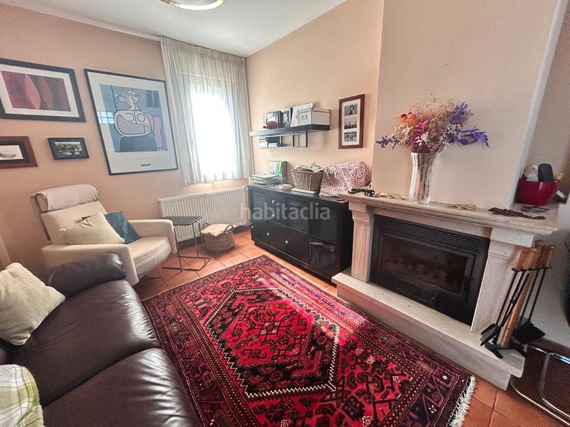 Foto f29b48ae-9812-46d8-94f3-49c7731893d4. Chalet chale con finca en Cambre
