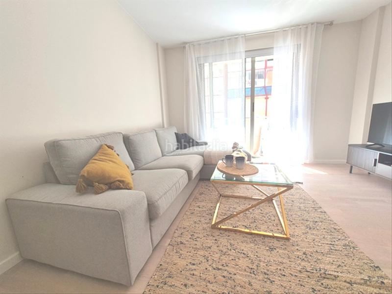 Foto 4586e14f-e4cc-4026-8986-939a1addbb31. Piso en avenida castelao 75 piso con terraza en Cedeira