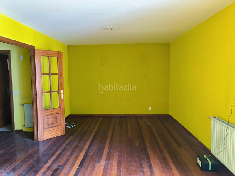 Foto 9ee8ba40-ea91-48e4-b7cd-baa48ae093d3. Dúplex a avenida da maía 56 a Bertamirans Ames