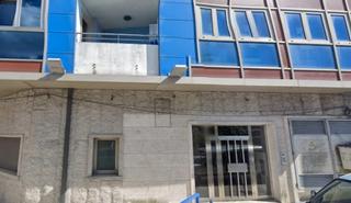 Appartement à Urbanización escarabote 59. Piso de 3hab. en boiro