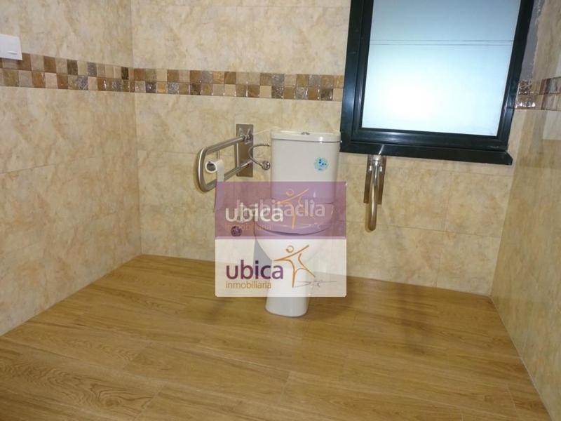 Foto 75f8d2de-f706-4d98-8178-a1ac5ebdabb3. Local commercial dans Porriño (O)