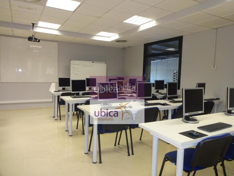 Foto b02f3da2-a522-47ca-9639-605c0f7627e6. Local commercial dans Porriño (O)