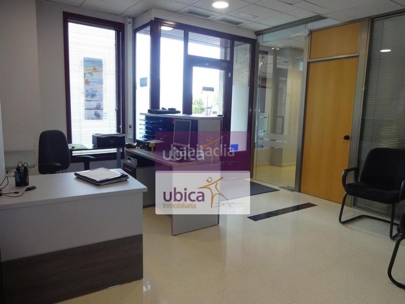 Foto f1ebacf6-a251-4160-badd-48236aeb26f2. Local commercial dans Porriño (O)