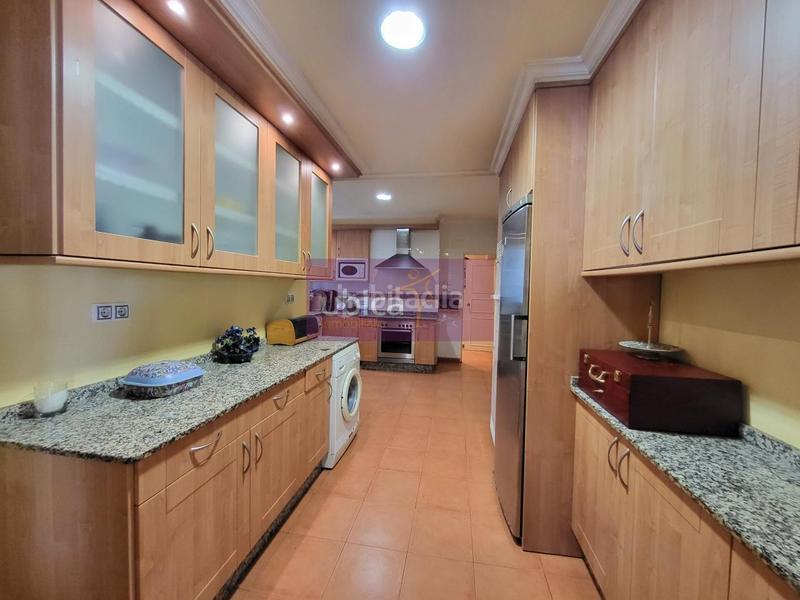 Foto f2eda92d-c98e-4b17-8268-3f9f004d4a8d. Appartement avec chauffage parking dans Camelias - Pi y Margall Vigo