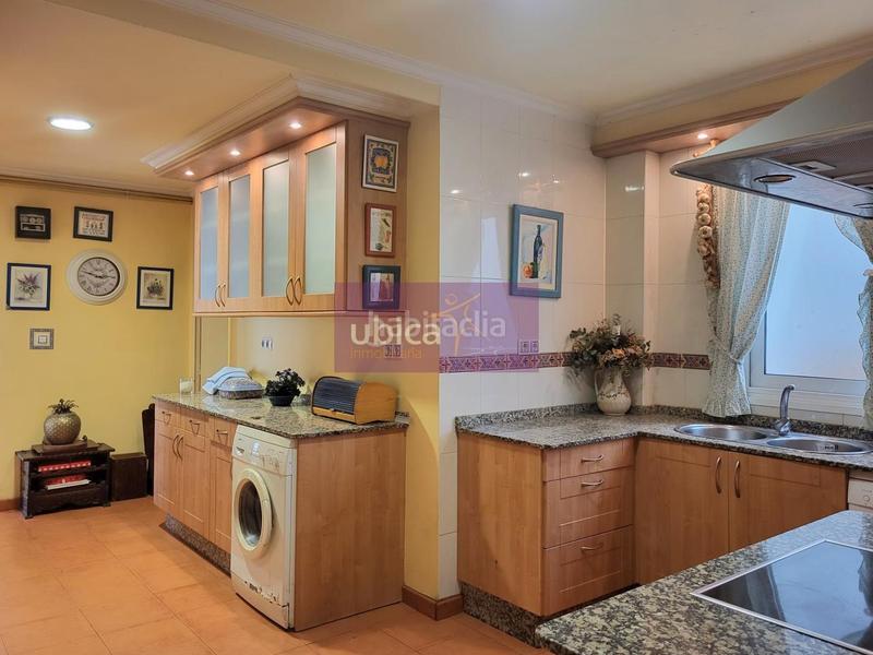 Foto 55490650-432f-49e5-b346-a6021175f900. Piso en Camelias - Pi y Margall Vigo