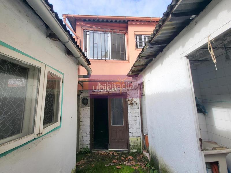 Foto 150fe5c2-86b5-4b41-a9be-3481b76ab5d5. Casa in Teis Vigo