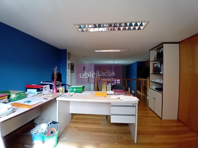 Foto 121b3b27-8cf8-4005-a4e4-02566f48ba9b. Local comercial amb calefacció a Ponteareas