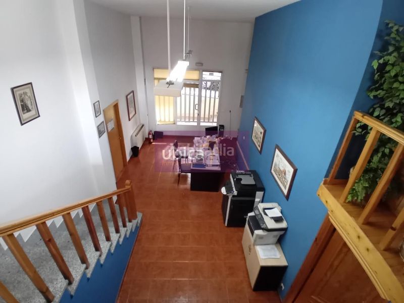 Foto 3b9e30b1-3a5a-4be6-82a3-bae3a2907a83. Local comercial amb calefacció a Ponteareas