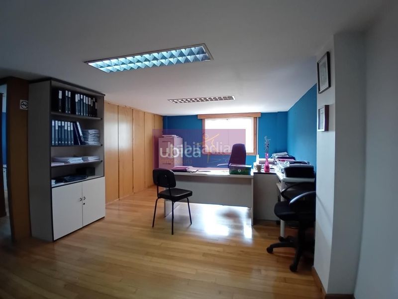 Foto 4cfa8254-1aeb-4357-be1e-79d57e550918. Local comercial amb calefacció a Ponteareas