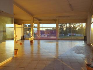 Local commercial à Tui
