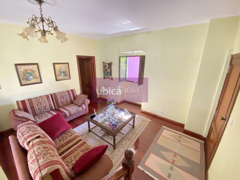 Foto ce5f168f-5425-4585-b902-ce1f33596b4f. Casa adossada amb calefacció a Arbo