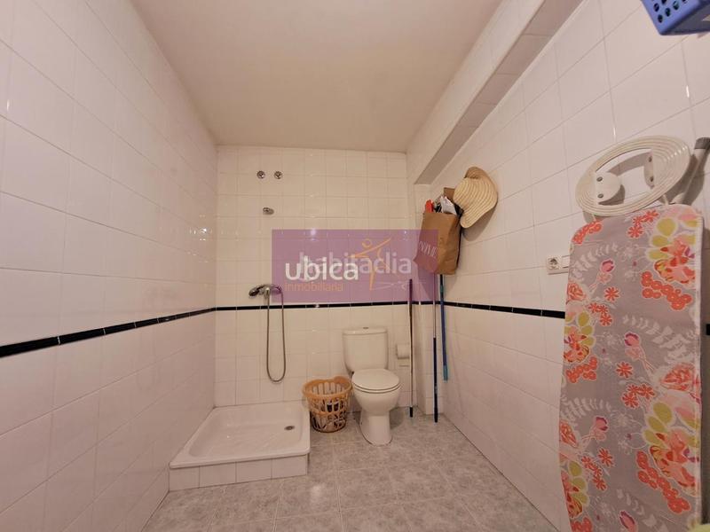 Foto 2059a1b2-2f2a-4902-9c6a-c997fbc1e796. Casa aparellada amb calefacció aparcament piscina a Salceda de Caselas