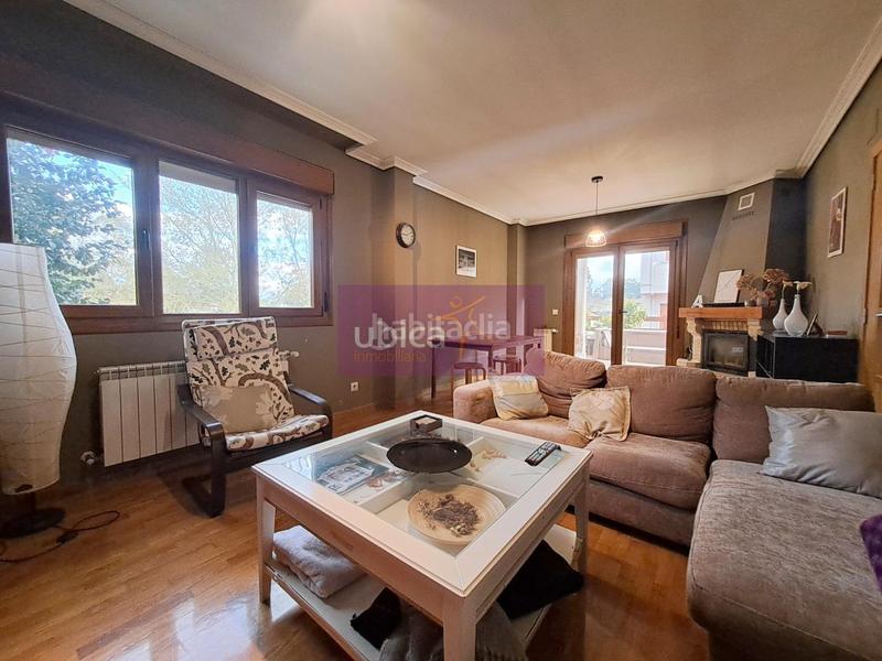 Foto e279df81-87ba-4682-ad1a-48c2e13a2862. Casa aparellada amb calefacció aparcament piscina a Salceda de Caselas