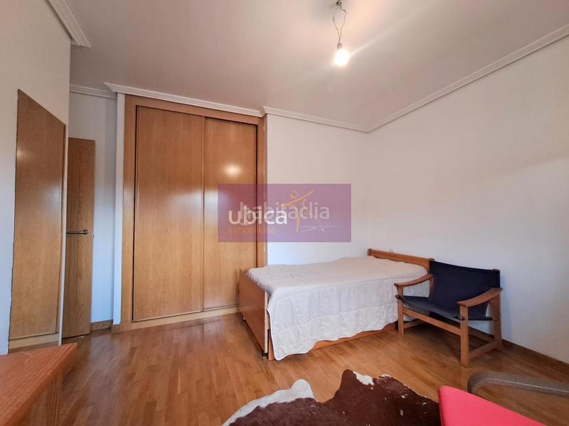 Foto 2539bea9-a953-495a-8f4a-a7b050384c30. Towny house with heating parking pool in Salceda de Caselas