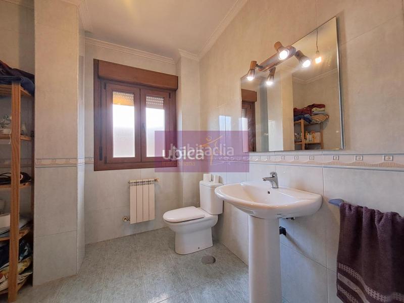 Foto 26b431ff-63f2-4d6e-86c4-7f73d04f79b2. Towny house with heating parking pool in Salceda de Caselas