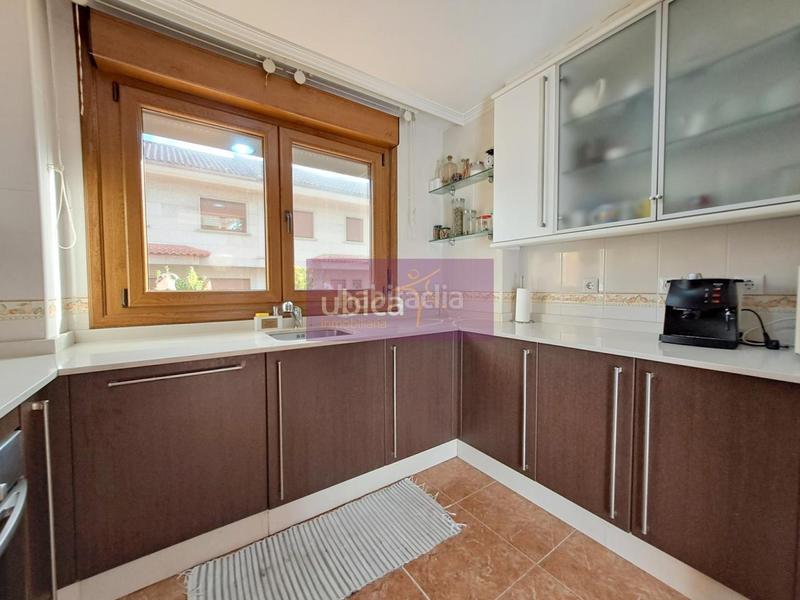 Foto 635ee795-ddb7-4a19-8f30-b67b563317ea. Towny house with heating parking pool in Salceda de Caselas