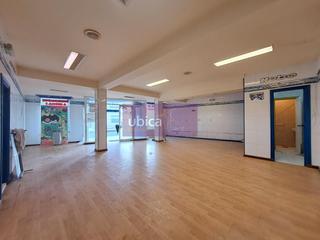 Locale commerciale in Moaña