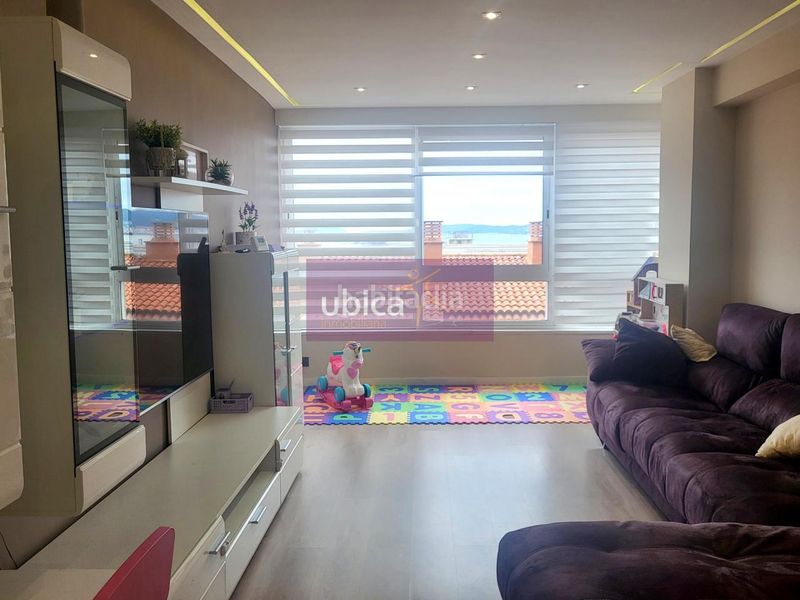 Foto 964173f9-1984-4d5f-927b-6c2f2259dd27. Piso en Berbés - Peritos Vigo