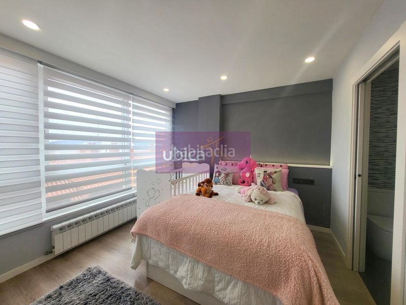 Foto f955d948-db6e-438e-a6d4-ffee5fcb7d56. Piso en Berbés - Peritos Vigo