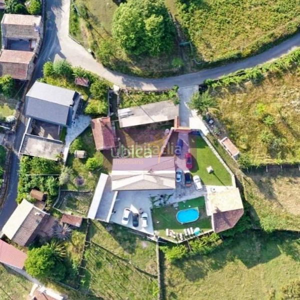 Foto a55abcb3-5dfd-4148-9a2c-e8b1cd3a9035. Casa amb calefacció aparcament piscina a Cañiza (A)