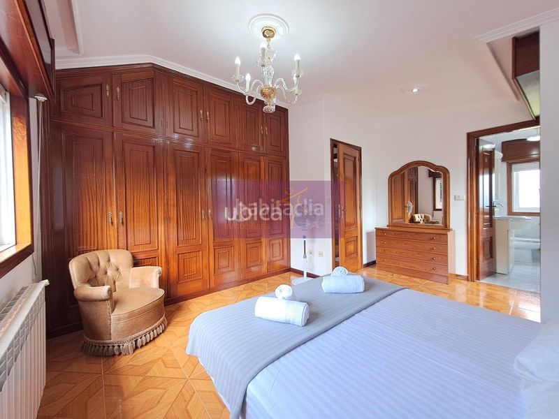Foto ee1b6325-9a1e-40d9-ba67-52f058b10db0. Casa amb calefacció aparcament piscina a Cañiza (A)