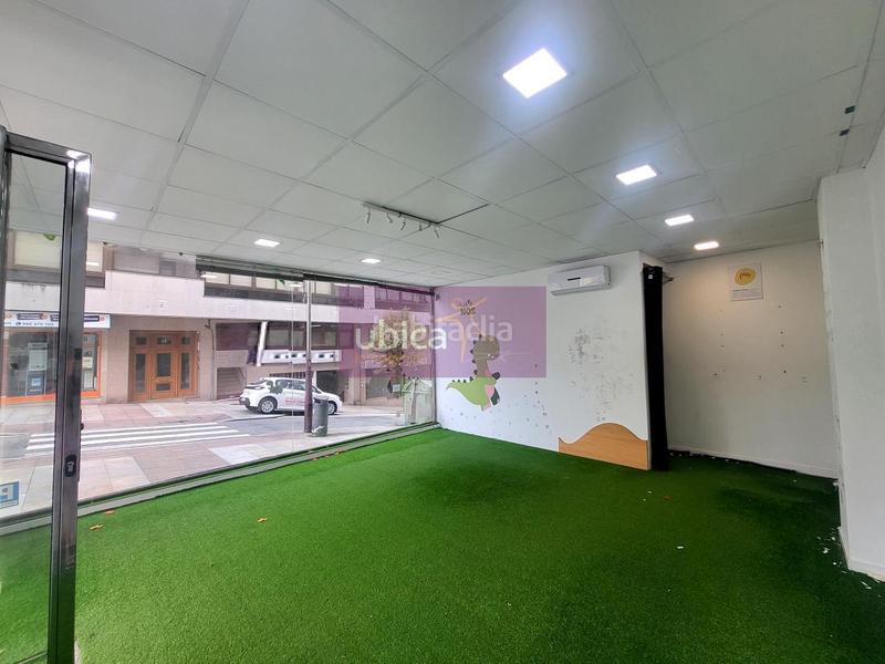 Foto 84fc3650-f637-4fc2-9ba4-fab8d1bff900. Alquiler local comercial en Plaza España - Corte Inglés Vigo