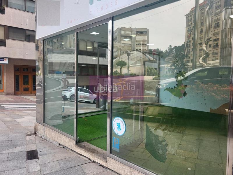 Foto f40ce490-3549-4954-8bca-4264da1b7803. Alquiler local comercial en Plaza España - Corte Inglés Vigo