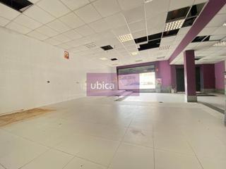 Lloguer Local Comercial a Mos
