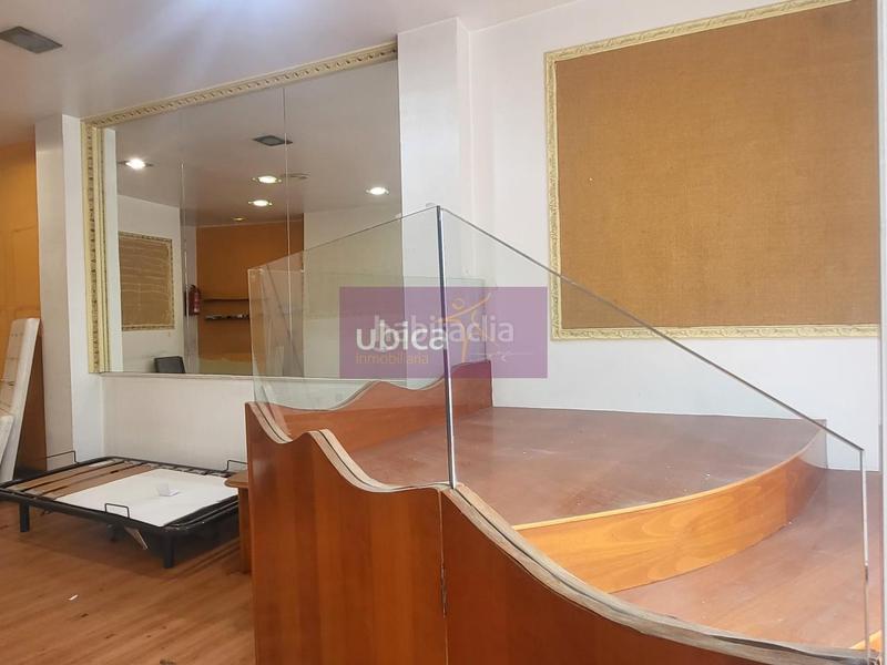 Foto 02ec543b-28f1-4d4e-b455-6f490db865f3. Local comercial en Camelias - Pi y Margall Vigo
