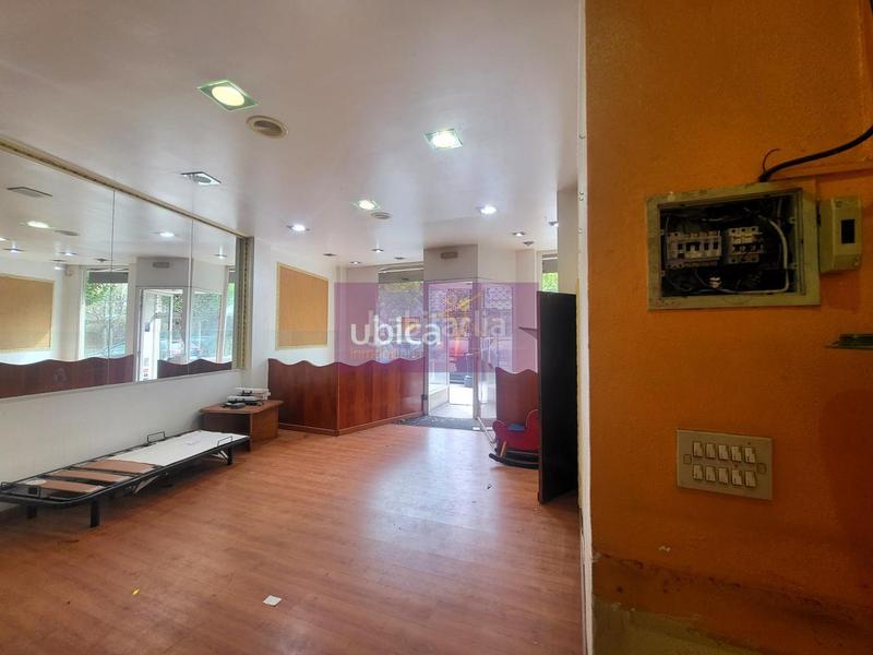 Foto baf68f23-f058-4cb0-99ce-52aef4be819d. Locale commerciale in Camelias - Pi y Margall Vigo