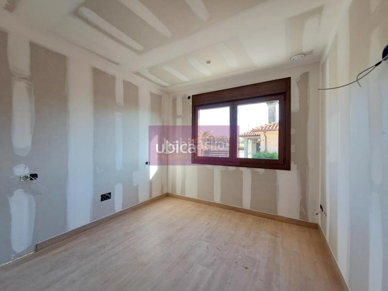 Foto 4ac4c1da-90e4-4534-a287-6b988fdf744d. Chalet avec chauffage parking dans Tomiño