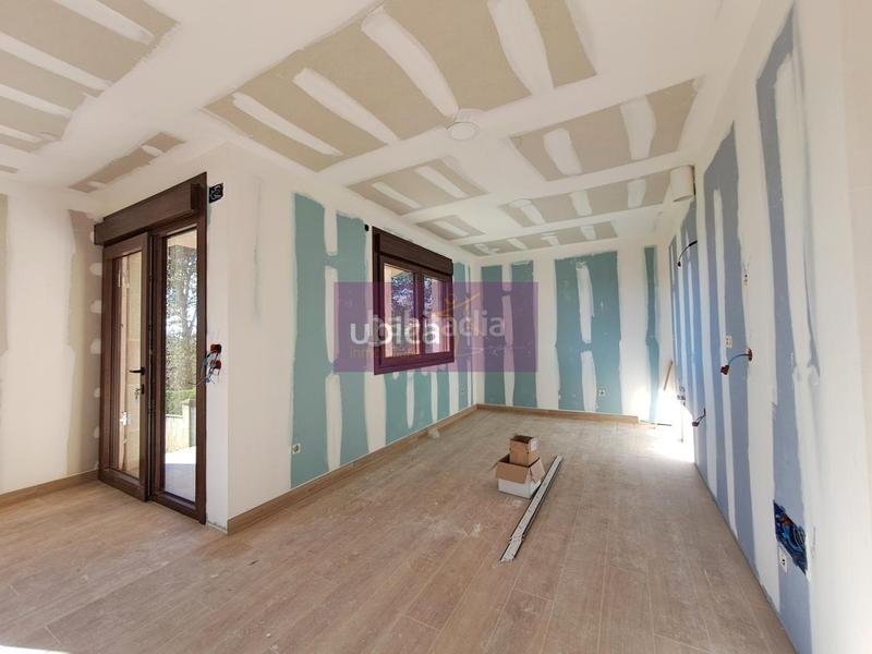 Foto 5dc009e2-e641-4ffe-a296-eb323ad6db2b. Chalet avec chauffage parking dans Tomiño