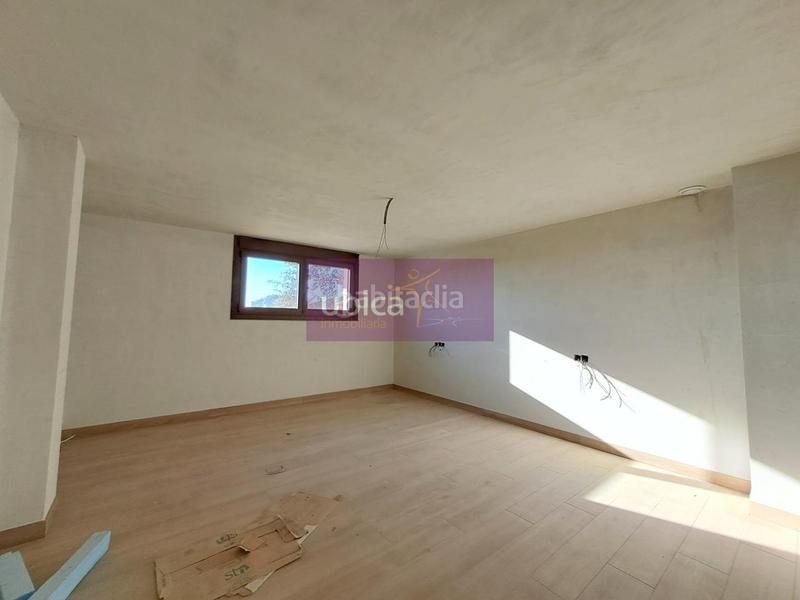 Foto f98cf0f5-ed38-4ad1-b650-ade0408eb013. Chalet avec chauffage parking dans Tomiño