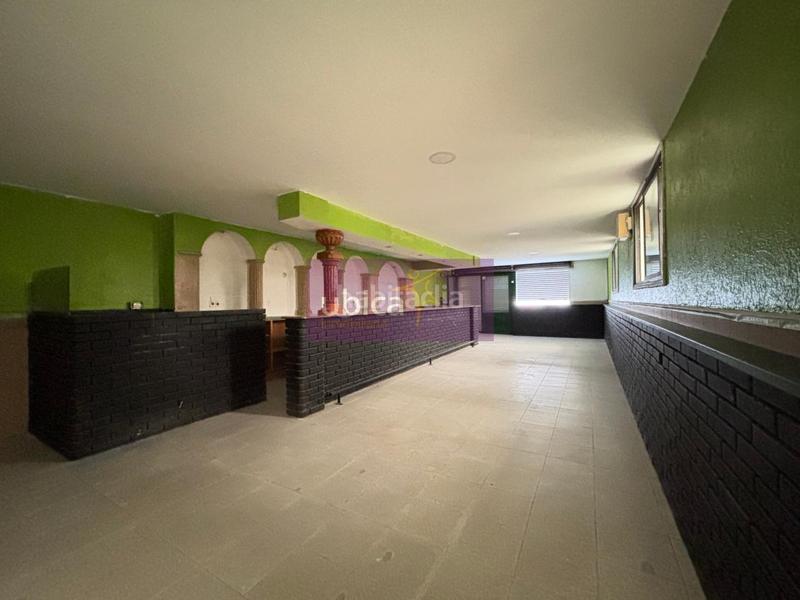 Foto 00d52130-2a74-417e-8f7e-a75181512f20. Alquiler local comercial en Mos
