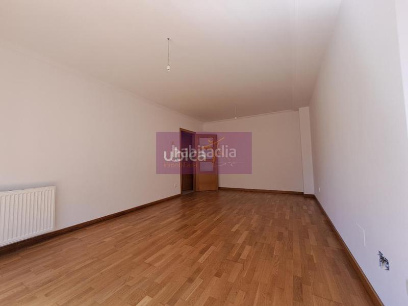 Foto c1729376-65b5-4e6d-9e1d-36f7e1214f77. Appartamento con riscaldamento parcheggio in Salceda de Caselas