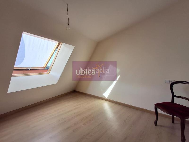 Foto 66322b91-9e9b-4f4c-ab44-2823b79618fb. Àtic amb calefacció aparcament a Ponteareas