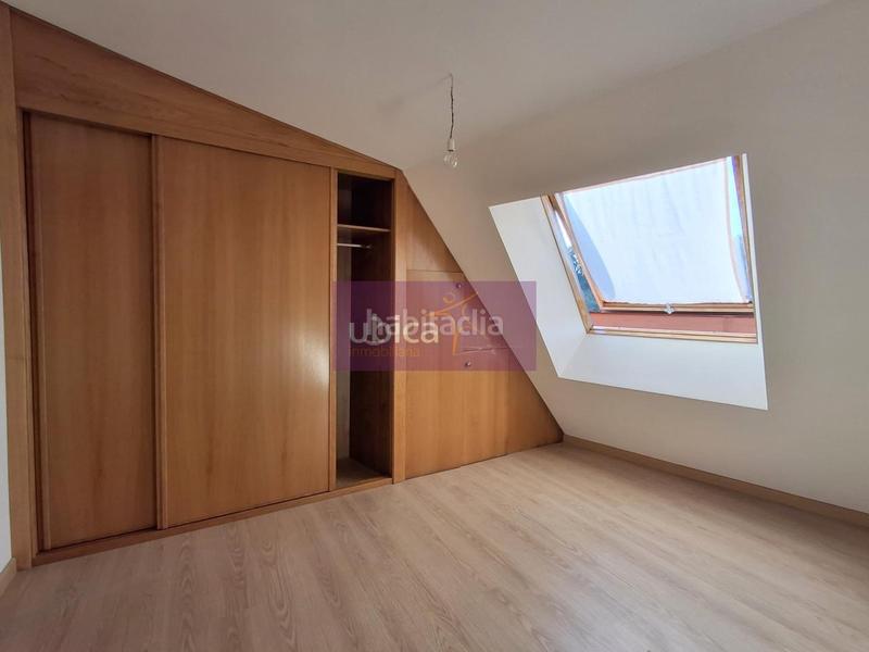 Foto 6d171b96-9cc5-4d75-9d5b-7ae3d5917e82. Àtic amb calefacció aparcament a Ponteareas